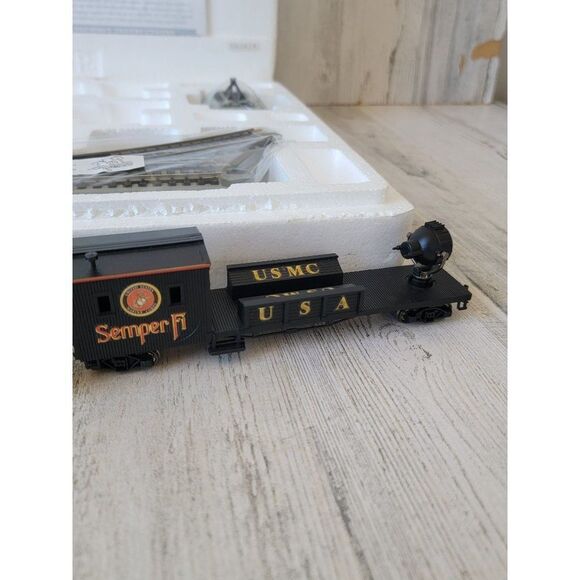 Hawthorne Tarawa Box Car & Semper Fi Search Light Car village train xmas - Picture 13 of 13